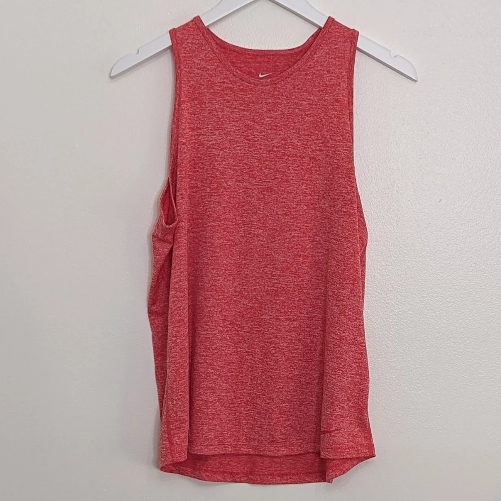 Nike Women's Red Heathered Sleeveless Tank Top